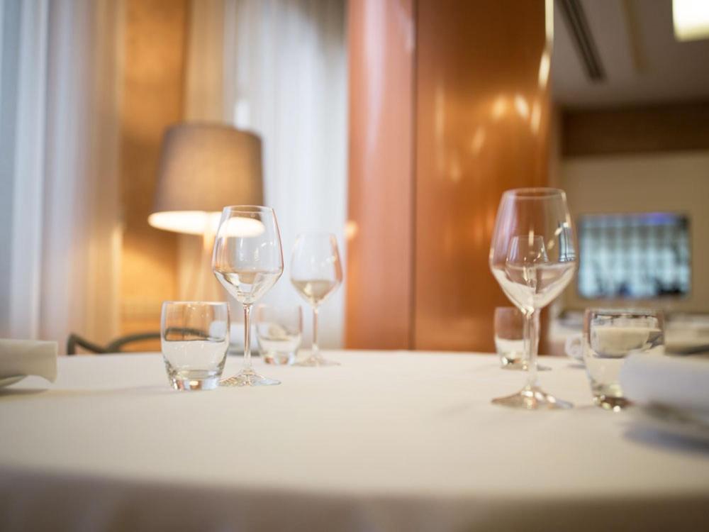 Ristorante Hotel Lucia - 100 Mt Dal Mare Giulianova Dış mekan fotoğraf