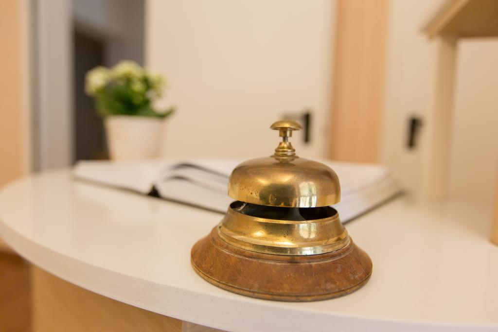 Ristorante Hotel Lucia - 100 Mt Dal Mare Giulianova Dış mekan fotoğraf